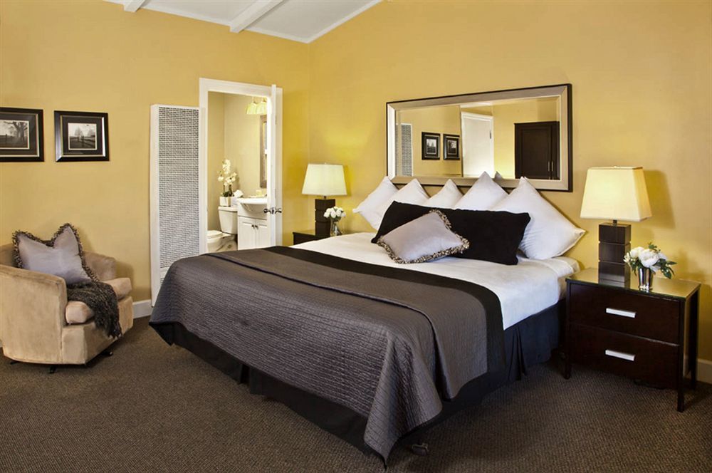 Monterey Peninsula Inn Pacific Grove Bagian luar foto