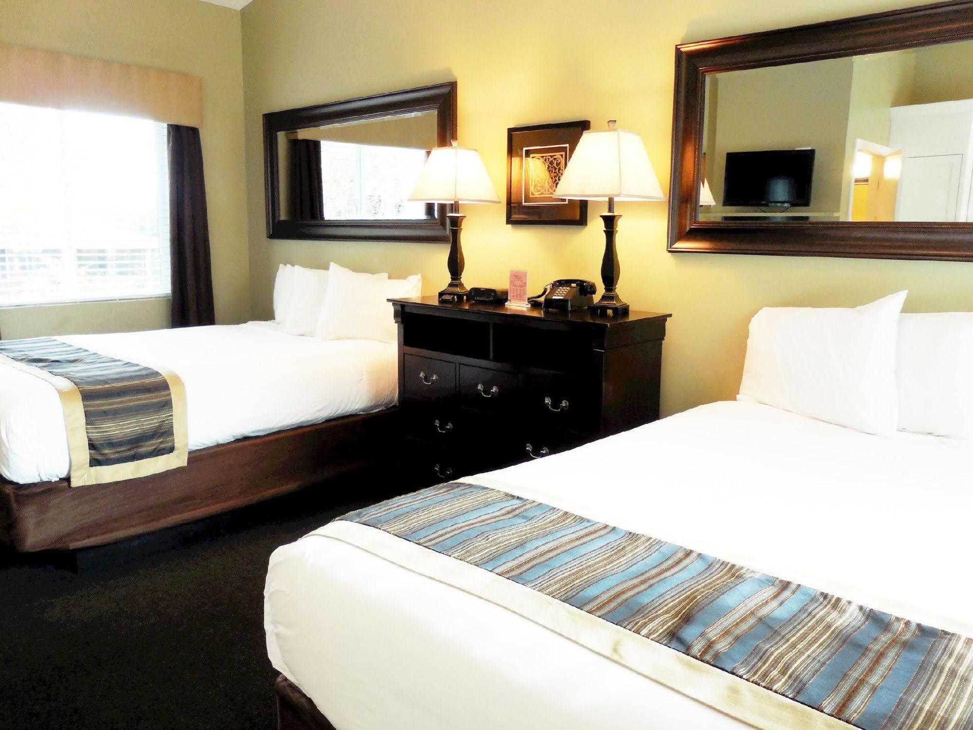 Monterey Peninsula Inn Pacific Grove Bagian luar foto